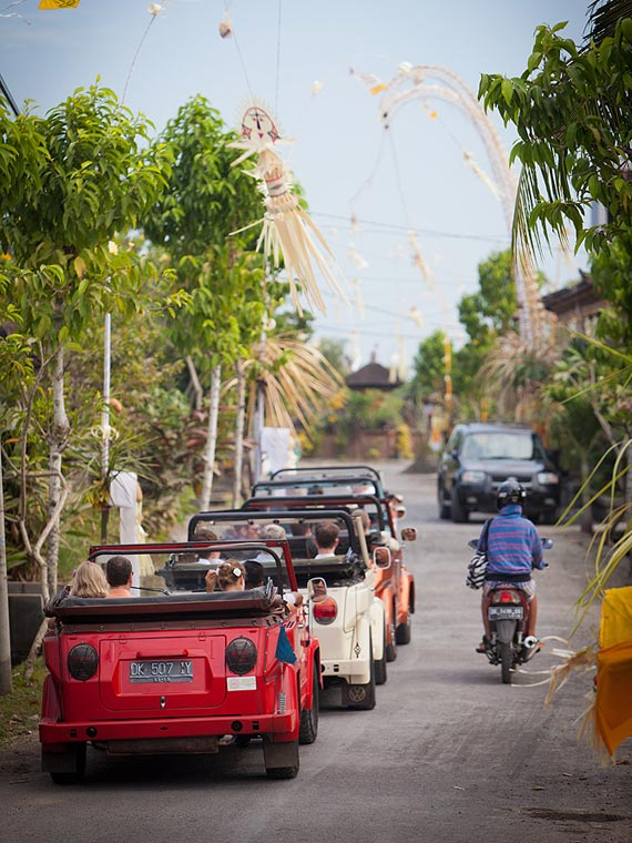 Beach wedding Bali